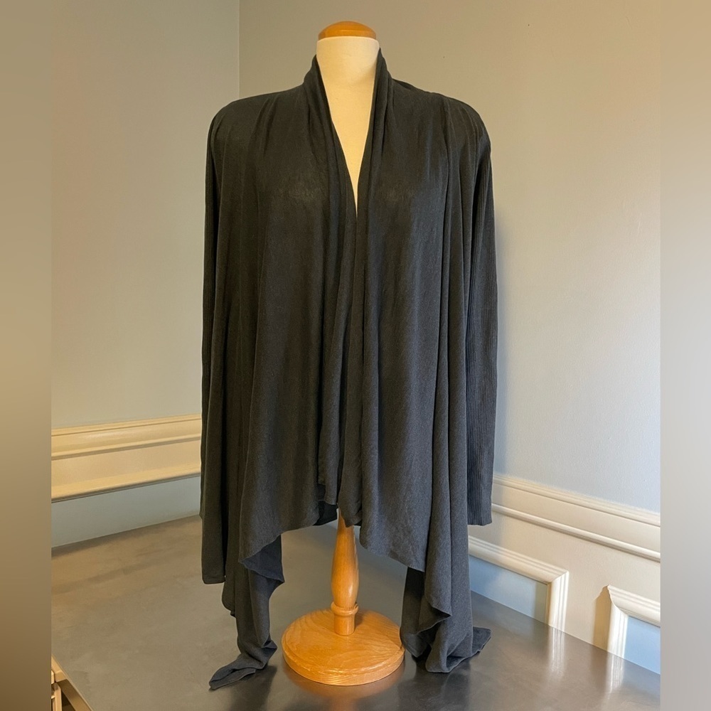 Lululemon - Universal Wrap